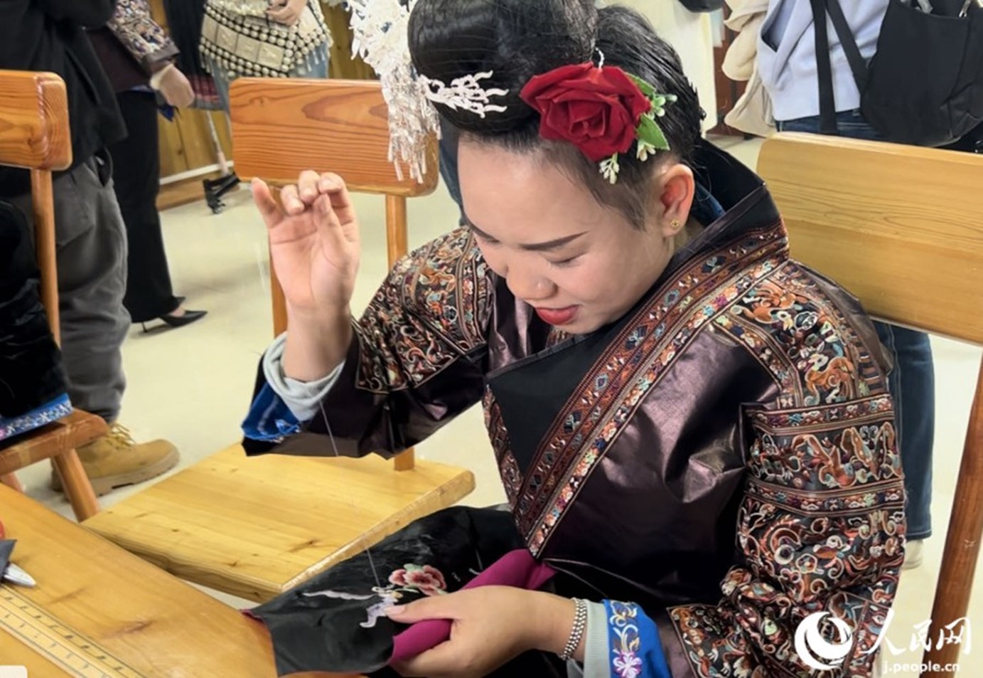 【旅するG姐~貴州編③~】苗族刺繍を体験!